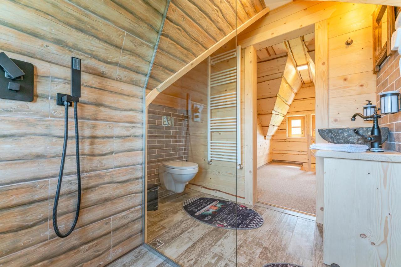 Cabane De Poveste Bran  Eksteriør billede